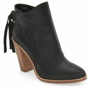Vince Camuto Size 8 BlackLinford Ankle Bootie